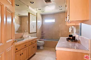 2103 N Hobart Blvd, Los Angeles, CA 90027 - Photo 57