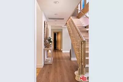 2103 N Hobart Blvd, Los Angeles, CA 90027 - Photo 47