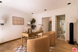 2103 N Hobart Blvd, Los Angeles, CA 90027 - Photo 43