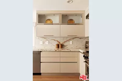 2103 N Hobart Blvd, Los Angeles, CA 90027 - Photo 21