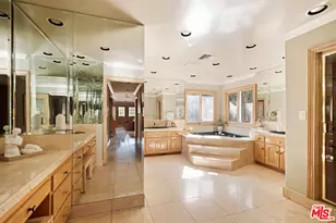 2103 N Hobart Blvd, Los Angeles, CA 90027 - Photo 53