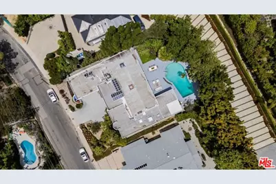 816 N Kenter Ave, Los Angeles, CA 90049 - Photo 39