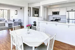 911 N Kings Rd, West Hollywood, CA 90069 - Photo 5