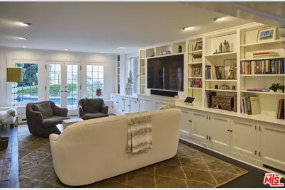 9631 Cedarbrook Dr, Beverly Hills, CA 90210 - Photo 15