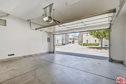 20300 Vanowen St #41, Winnetka, CA 91306 - Photo 17
