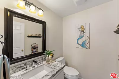 21155 Lone Star Way, Santa Clarita, CA 91390 - Photo 19