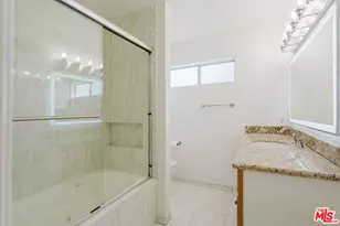 14980 Victory Blvd, Van Nuys, CA 91411 - Photo 17