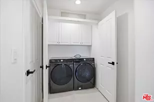 12975 Agustin Pl, Playa Vista, CA 90094 - Photo 23