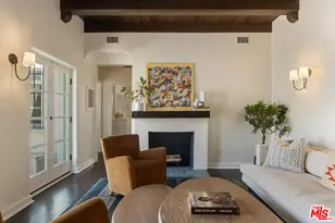 950 S Muirfield Rd, Los Angeles, CA 90019 - Photo 13