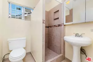 339 N Rampart Blvd, Los Angeles, CA 90026 - Photo 15