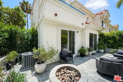 6475 Zuma View Pl #133, Malibu, CA 90265 - Photo 25