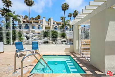 6475 Zuma View Pl #133, Malibu, CA 90265 - Photo 49