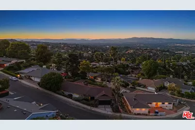 15451 Longbow Dr, Sherman Oaks, CA 91403 - Photo 69