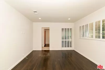15451 Longbow Dr, Sherman Oaks, CA 91403 - Photo 35