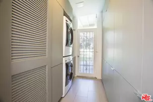 7561 Lolina Ln, Los Angeles, CA 90046 - Photo 33