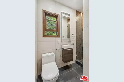 10037 Reevesbury Dr, Beverly Hills, CA 90210 - Photo 19