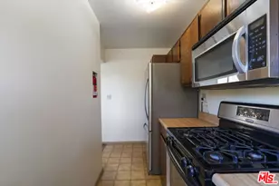 2024 Valentine St, Los Angeles, CA 90026 - Photo 15