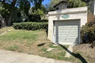2024 Valentine St, Los Angeles, CA 90026 - Photo 3