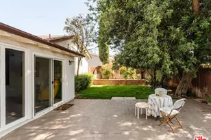 11530 Swinton Ave, Granada Hills, CA 91344 - Photo 25