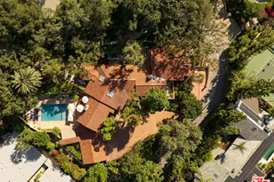 17610 Hidden Oaks Rd, Encino, CA 91316 - Photo 9