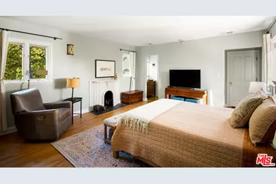 7050 La Presa Dr, Los Angeles, CA 90068 - Photo 29