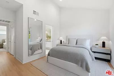 3306 Aria Ln, Los Angeles, CA 90034 - Photo 3