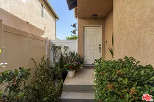 15721 Cobalt St, Sylmar, CA 91342 - Photo 11