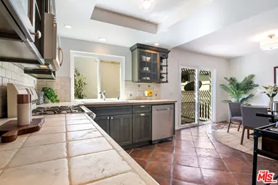 219 Green Lea Pl, Thousand Oaks, CA 91361 - Photo 13