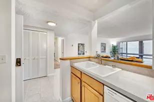 6250 Buckingham Pkwy, Culver City, CA 90230 - Photo 7