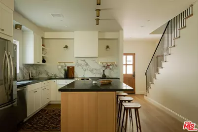 931 S Sycamore Ave, Los Angeles, CA 90036 - Photo 15