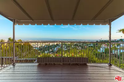 6910 Los Tilos Rd, Los Angeles, CA 90068 - Photo 15