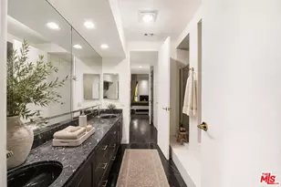 234 S Gale Dr, Beverly Hills, CA 90211 - Photo 11