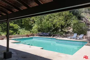 4729 Hermano Dr, Tarzana, CA 91356 - Photo 25