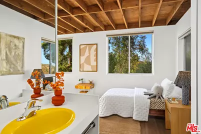 23685 Clover Trl, Calabasas, CA 91302 - Photo 23