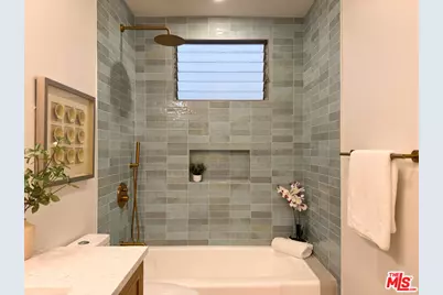 4579 Ambrose Ave #8, Los Angeles, CA 90027 - Photo 31