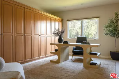 13731 Romany Dr, Pacific Palisades, CA 90272 - Photo 23