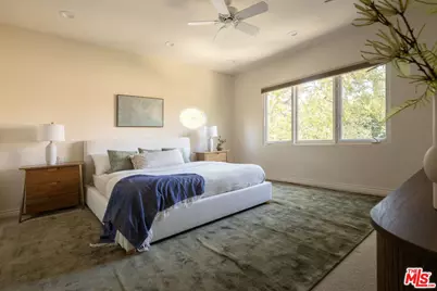 13731 Romany Dr, Pacific Palisades, CA 90272 - Photo 25