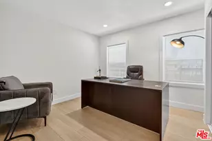 313 S Sycamore Ave, Los Angeles, CA 90036 - Photo 21