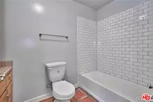 6850 Radford Ave, North Hollywood, CA 91605 - Photo 23