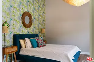22429 Bessemer St, Los Angeles, CA 91367 - Photo 25