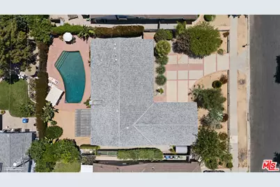 22429 Bessemer St, Los Angeles, CA 91367 - Photo 51