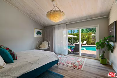 22429 Bessemer St, Los Angeles, CA 91367 - Photo 15