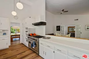 22429 Bessemer St, Los Angeles, CA 91367 - Photo 37