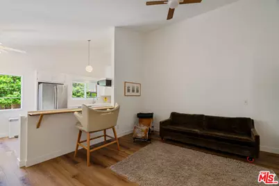 22429 Bessemer St, Los Angeles, CA 91367 - Photo 41