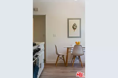 22429 Bessemer St, Los Angeles, CA 91367 - Photo 37