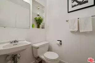22429 Bessemer St, Los Angeles, CA 91367 - Photo 47