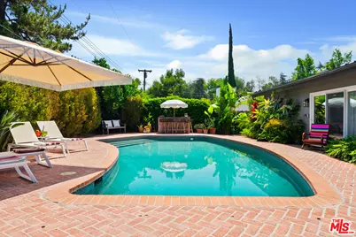 22429 Bessemer St, Los Angeles, CA 91367 - Photo 1
