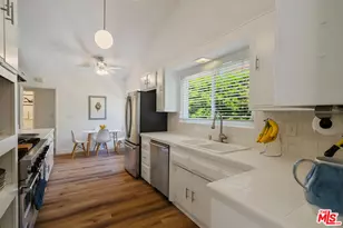 22429 Bessemer St, Woodland Hills, CA 91367 - Photo 19