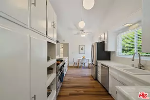 22429 Bessemer St, Los Angeles, CA 91367 - Photo 13