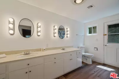 22429 Bessemer St, Los Angeles, CA 91367 - Photo 35